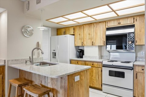 Condo in Clearwater, Florida, 2 bedrooms  № 1566559 - photo 17