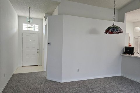 Condo in Sun City Center, Florida, 2 bedrooms  № 1899344 - photo 2