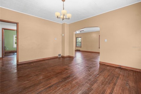 Commercial property in Lake Alfred, Florida 189.61 sq.m. № 1894106 - photo 22