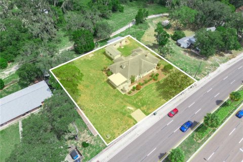 Commercial property in Lake Alfred, Florida 189.61 sq.m. № 1894106 - photo 1