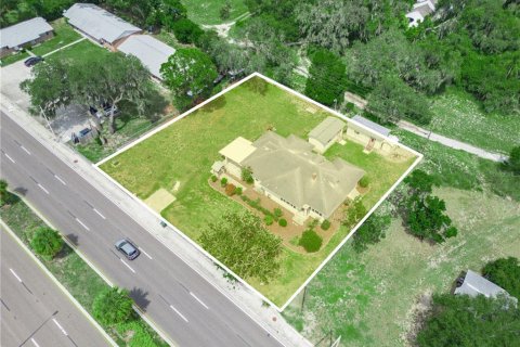 Commercial property in Lake Alfred, Florida 189.61 sq.m. № 1894106 - photo 3
