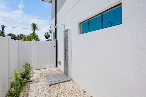 Villa ou maison à vendre à Sarasota, Floride: 6 chambres, 351.26 m2 № 1649823 - photo 12