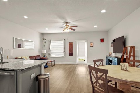 Townhouse in Panama City Beach, Florida 3 bedrooms, 138.98 sq.m. № 1747315 - photo 2