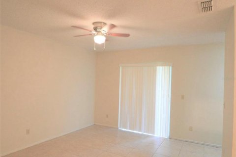 Copropriété à louer à Orlando, Floride: 2 chambres, 93.46 m2 № 2103808 - photo 4