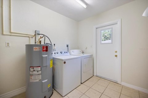 House in Sarasota, Florida 3 bedrooms, 164.53 sq.m. № 1826885 - photo 29