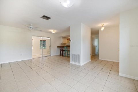 House in Sarasota, Florida 3 bedrooms, 164.53 sq.m. № 1826885 - photo 15