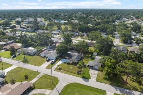House in Sarasota, Florida 3 bedrooms, 164.53 sq.m. № 1826885 - photo 8