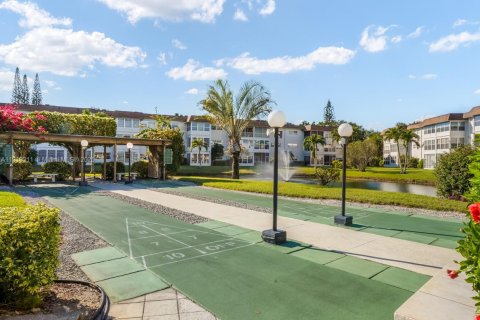 Купить кондоминиум в Лодердейл-Лейкс, Флорида 2 спальни, 87.7м2, № 2018178 - фото 28