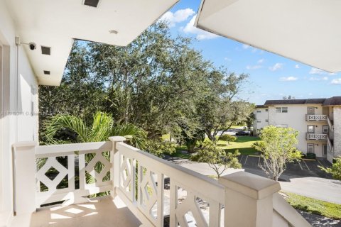 Купить кондоминиум в Лодердейл-Лейкс, Флорида 2 спальни, 87.7м2, № 2018178 - фото 21