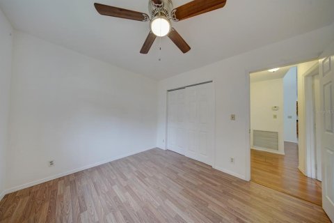 House in Oakland Park, Florida 3 bedrooms, 228.08 sq.m. № 1902420 - photo 28