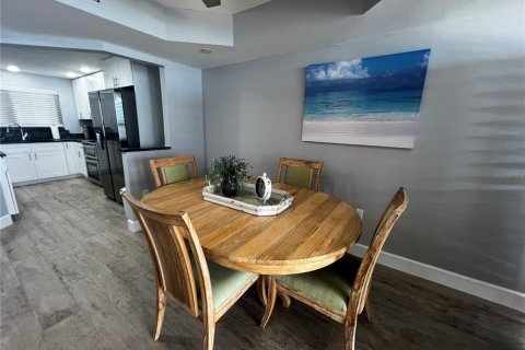 Copropriété à louer à Clearwater, Floride: 1 chambre, 82.22 m2 № 2411584 - photo 13