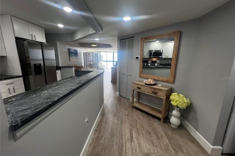 Copropriété à louer à Clearwater, Floride: 1 chambre, 82.22 m2 № 2411584 - photo 7