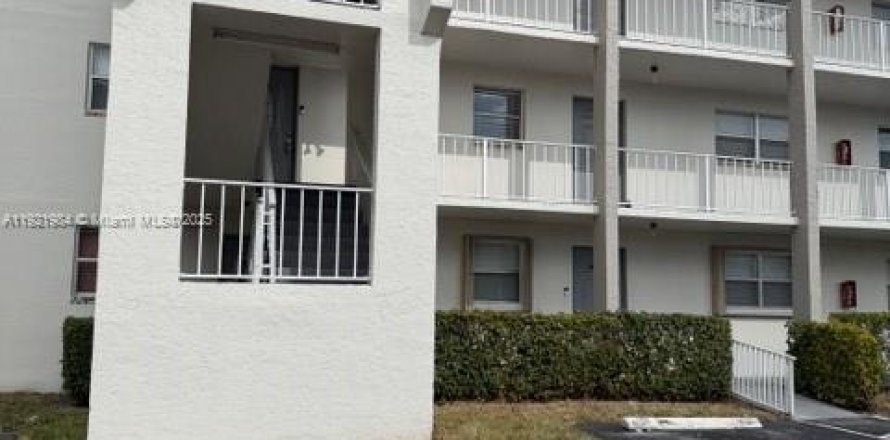 Condo à Sunrise, Floride, 2 chambres  № 1975904