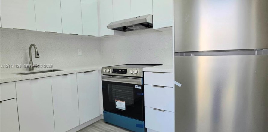Condo à Miami Beach, Floride, 4 chambres  № 2439394