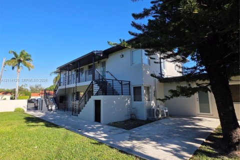 Copropriété à louer à Miami Beach, Floride: 4 chambres, 297.66 m2 № 2439394 - photo 21