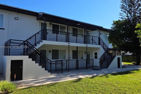 Copropriété à louer à Miami Beach, Floride: 4 chambres, 297.66 m2 № 2439394 - photo 17