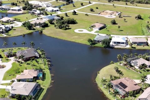 Terrain à vendre à Punta Gorda, Floride № 2029226 - photo 4