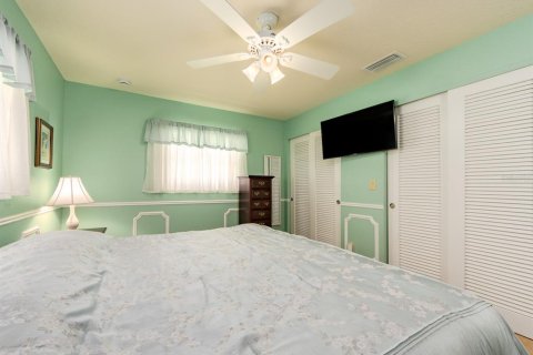 Casa en venta en Seminole, Florida, 4 dormitorios, 214.33 m2 № 2094140 - foto 30