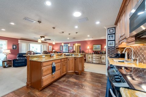 Casa en venta en Seminole, Florida, 4 dormitorios, 214.33 m2 № 2094140 - foto 13