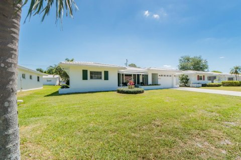 Casa en venta en Seminole, Florida, 4 dormitorios, 214.33 m2 № 2094140 - foto 3