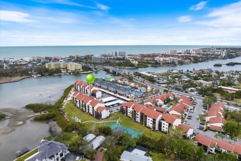 Condominio en alquiler en Sarasota, Florida, 1 dormitorio, 47.94 m2 № 1558976 - foto 6