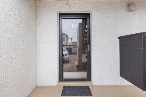 Condominio en alquiler en Sarasota, Florida, 1 dormitorio, 47.94 m2 № 1558976 - foto 16