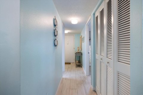 Condominio en alquiler en Sarasota, Florida, 1 dormitorio, 47.94 m2 № 1558976 - foto 18