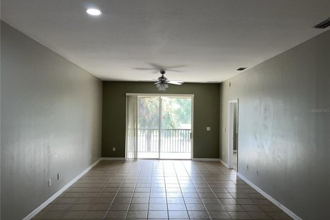 Condominio en alquiler en Orlando, Florida, 2 dormitorios, 123.19 m2 № 1916737 - foto 3