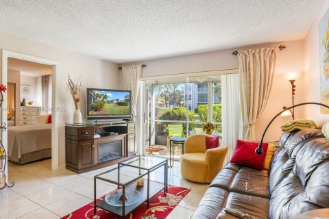 Condo in Lauderhill, Florida, 2 bedrooms  № 2153159