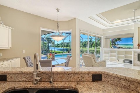 Villa ou maison à vendre à Sarasota, Floride: 3 chambres, 271.55 m2 № 2428865 - photo 19