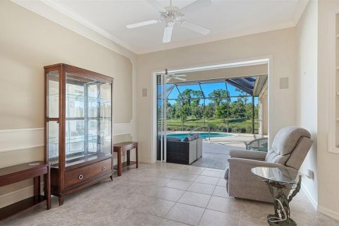 Villa ou maison à vendre à Sarasota, Floride: 3 chambres, 271.55 m2 № 2428865 - photo 7