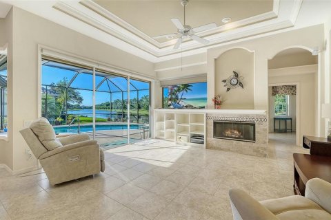 Villa ou maison à vendre à Sarasota, Floride: 3 chambres, 271.55 m2 № 2428865 - photo 12