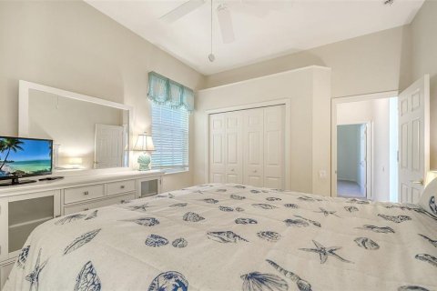 Villa ou maison à vendre à Sarasota, Floride: 3 chambres, 271.55 m2 № 2428865 - photo 28