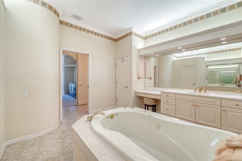 Villa ou maison à vendre à Sarasota, Floride: 3 chambres, 271.55 m2 № 2428865 - photo 24