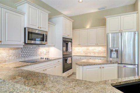 Villa ou maison à vendre à Sarasota, Floride: 3 chambres, 271.55 m2 № 2428865 - photo 15