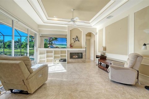 Villa ou maison à vendre à Sarasota, Floride: 3 chambres, 271.55 m2 № 2428865 - photo 11