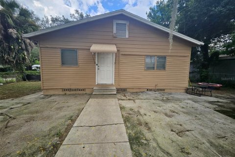 Casa en Tampa, Florida 4 dormitorios, 104.05 m2 № 2386208