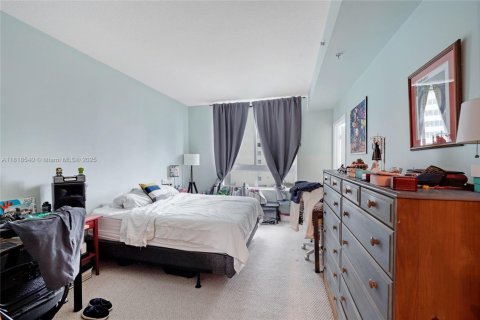 Copropriété à vendre à Miami, Floride: 2 chambres, 109.62 m2 № 2194150 - photo 13