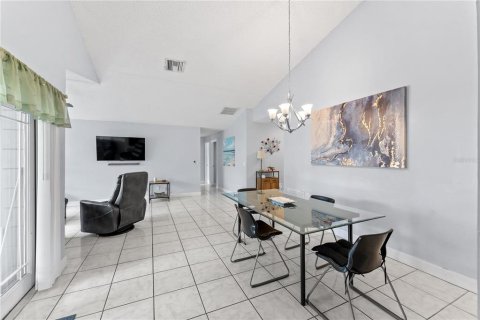 Casa en venta en Orlando, Florida, 3 dormitorios, 138.24 m2 № 1914288 - foto 7