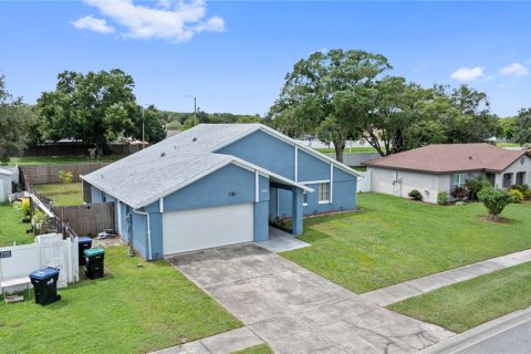 Casa en venta en Orlando, Florida, 3 dormitorios, 138.24 m2 № 1914288 - foto 2