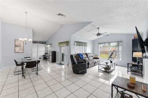 Casa en venta en Orlando, Florida, 3 dormitorios, 138.24 m2 № 1914288 - foto 5