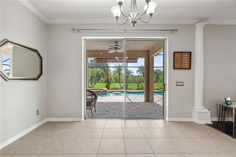 House in Tampa, Florida 5 bedrooms, 479.38 sq.m. № 1855548 - photo 18