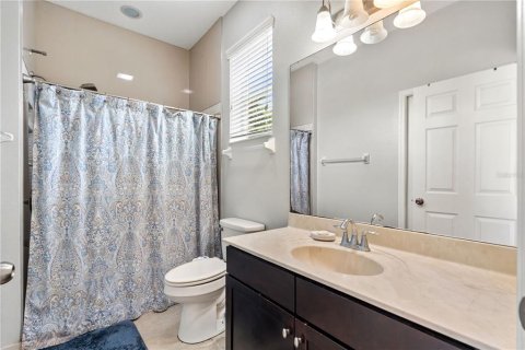 House in Tampa, Florida 5 bedrooms, 479.38 sq.m. № 1855548 - photo 25
