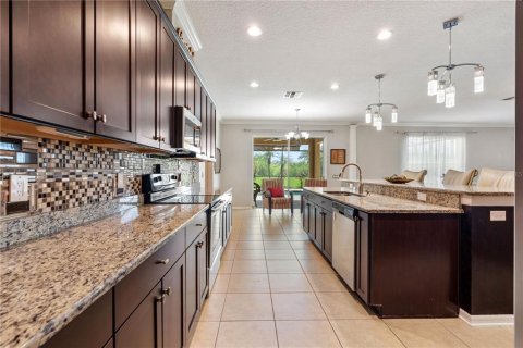House in Tampa, Florida 5 bedrooms, 479.38 sq.m. № 1855548 - photo 16