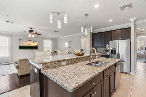 House in Tampa, Florida 5 bedrooms, 479.38 sq.m. № 1855548 - photo 21