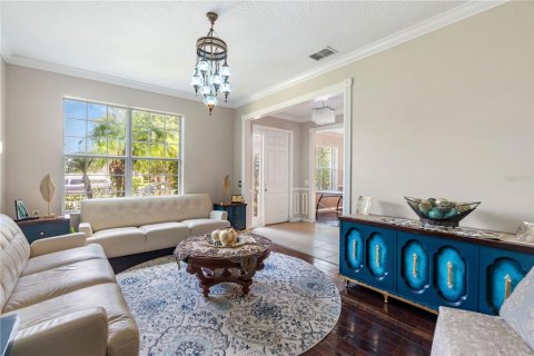 House in Tampa, Florida 5 bedrooms, 479.38 sq.m. № 1855548 - photo 7