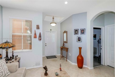 Touwnhouse à vendre à Miami, Floride: 3 chambres, 148.83 m2 № 1820369 - photo 3
