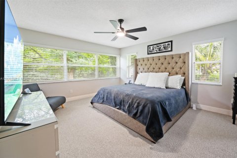 House in Coconut Creek, Florida 3 bedrooms, 157.1 sq.m. № 1836622 - photo 13