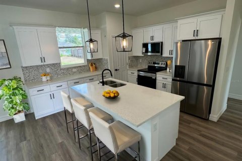 Casa en venta en Ocala, Florida, 4 dormitorios, 149.2 m2 № 1350692 - foto 3