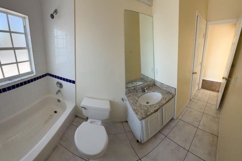 Townhouse in Kissimmee, Florida 4 bedrooms, 202.16 sq.m. № 1866900 - photo 16